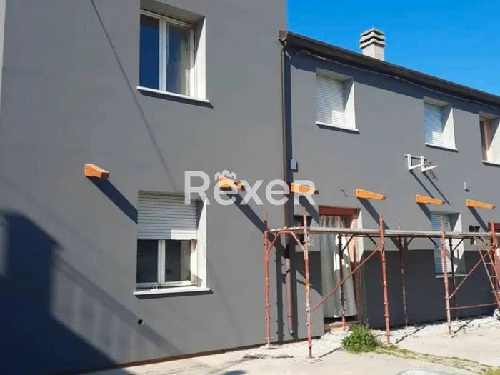 Casa con 6 locali in vendita in Via Sintinina, Mezzano Borgo Masotti, Ravenna