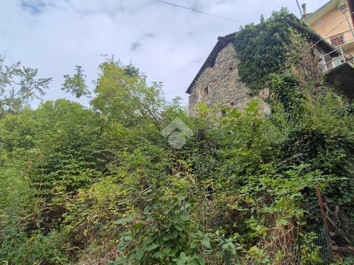 Casa trilocale in vendita in Frazione chez norat, Centro, Allein