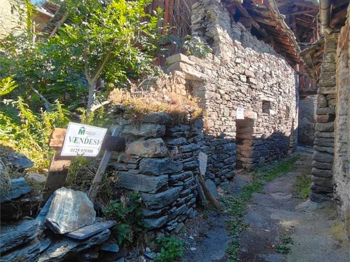 Casa trilocale in vendita in Frazione Graines, Brusson