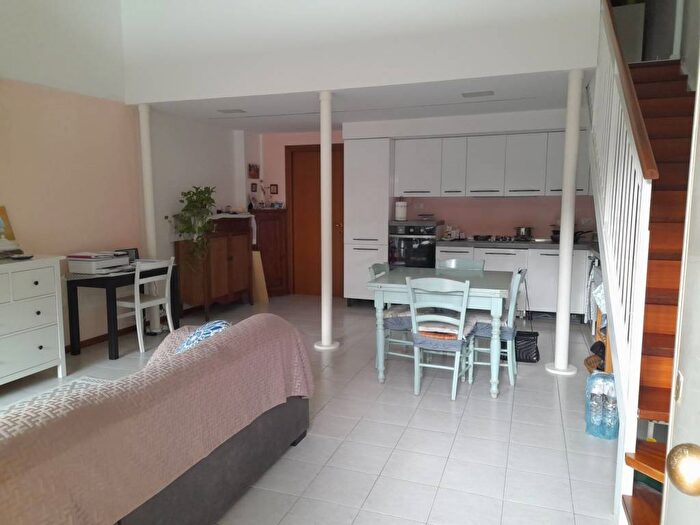 Appartamento trilocale in vendita in Strada Delle Marche, Montegranaro Loreto, Pesaro