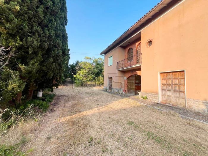 Appartamento con 5 locali in vendita in Via Campo della Fiera, Centro, Anghiari