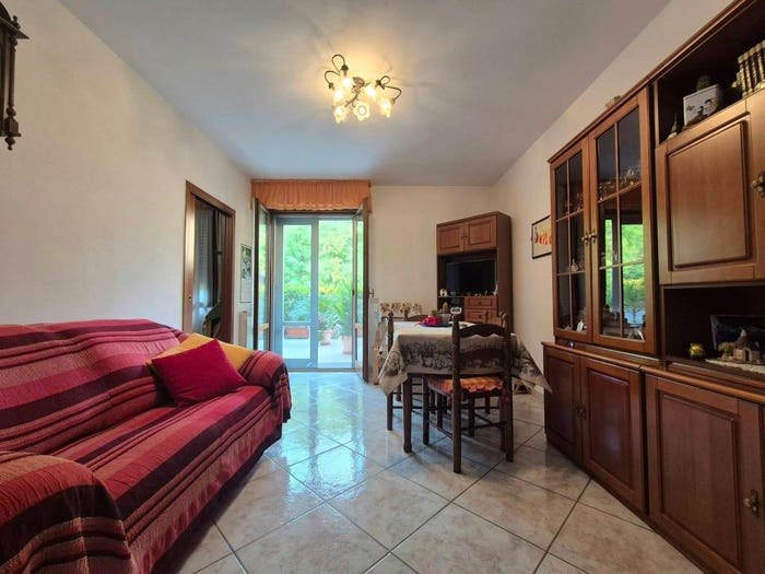 Appartamento trilocale in vendita in Via Andrea Doria, Bottegone, Pistoia