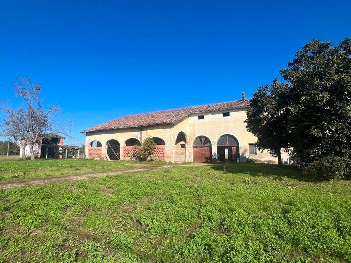 Casa con 6 locali in vendita in Via Due Palazzi, Montà Sant'Ignazio, Padova