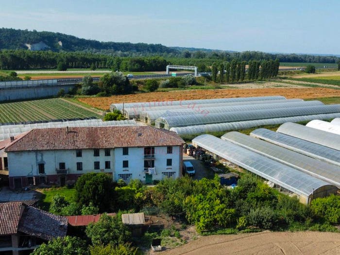 Casa con 6 locali in vendita in Via Fiera, Isola d'Asti