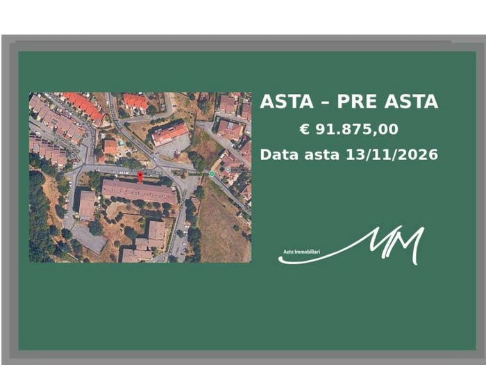 Appartamento con 6 locali in vendita in Via Onorato Carlandi, Manziana
