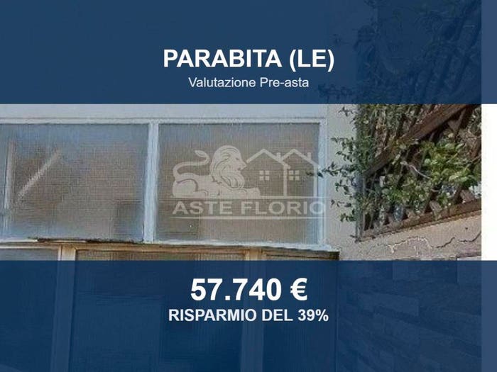 Casa con 6 locali in vendita in Via Volturno, Centro, Parabita