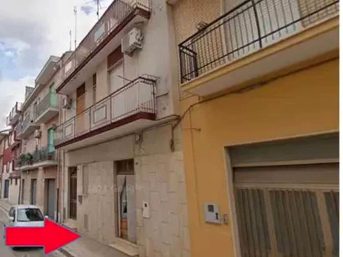 Casa con 6 locali in vendita in Via Federico d'Aragona, Centro, Lavello