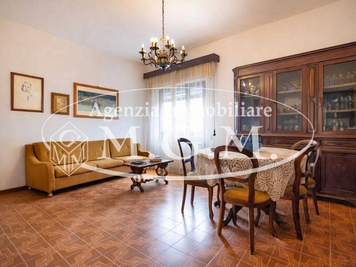 Casa con 6 locali in vendita in Via Nuova, Colle di Compito Castelvecchio, Capannori