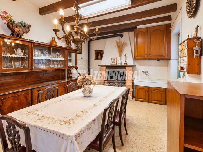 Casa trilocale in vendita in Via Chiusa, Cabiate