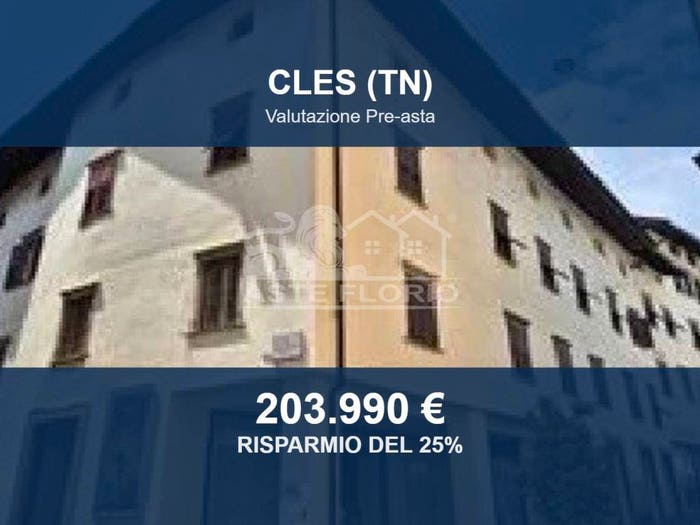 Casa monolocale in vendita in Via Roma, Centro, Cles