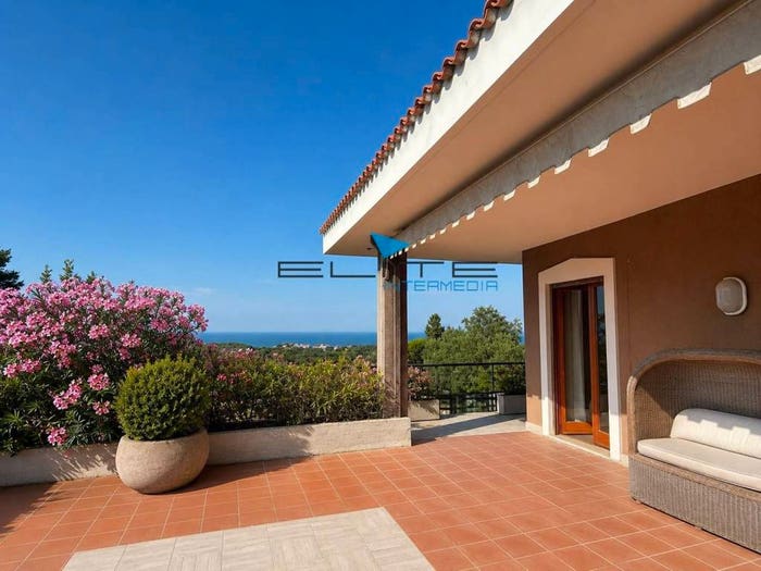 Casa con 6 locali in vendita in Via Lago Isoletta, Colle Pineta Colle Santo Spirito, Pescara