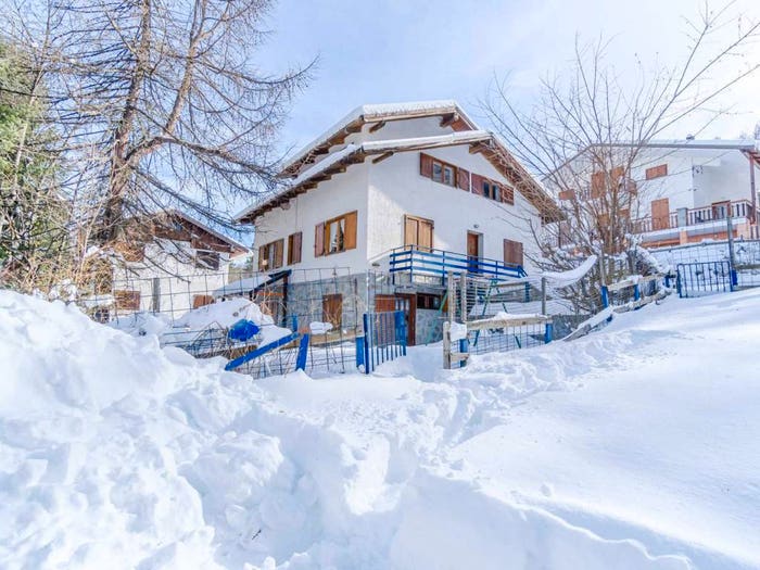 Casa con 6 locali in vendita in Via Privata, Frais, Chiomonte
