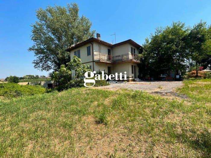 Casa con 6 locali in vendita in Vanzo, San Pietro Viminario