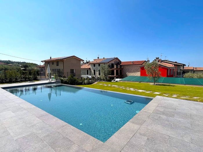 Appartamento quadrilocale in vendita in Località Modena, Centro, Bardolino
