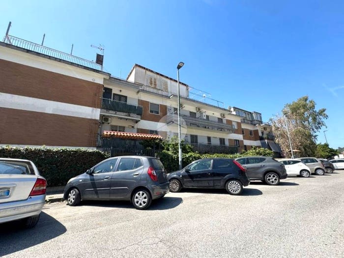 Appartamento trilocale in vendita in Via Vicinale Paradiso, Soccavo, Napoli