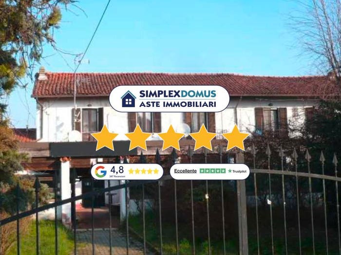 Appartamento quadrilocale in vendita in Della Chiesa, Porta Mortara, Novara