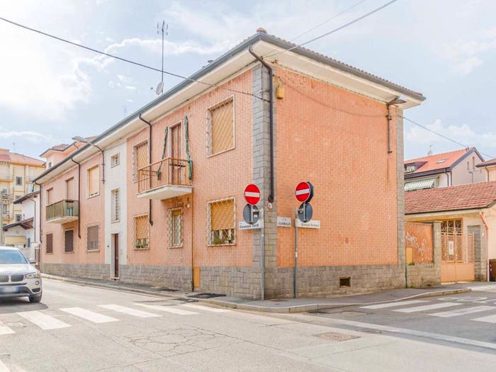 Appartamento quadrilocale in vendita in Via Giuseppe Verdi, Centro, Grugliasco