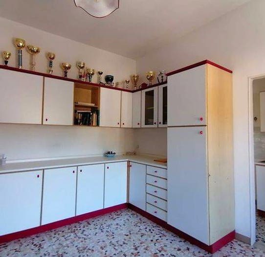 Appartamento con 5 locali in vendita in Via Kennedy, Centro, Fermignano