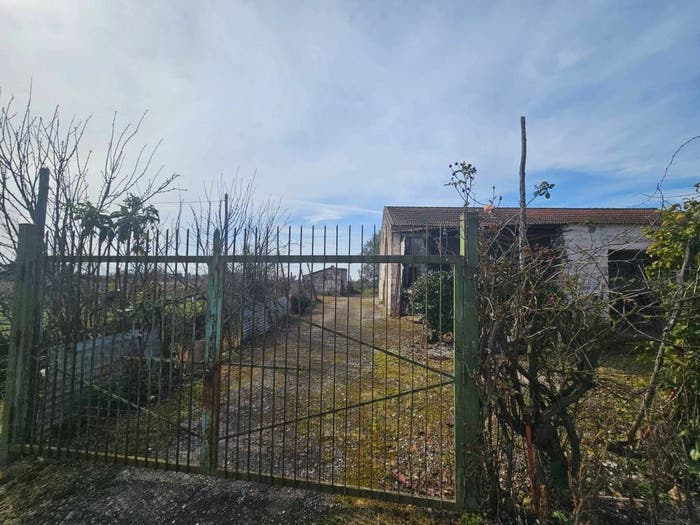 Casa quadrilocale in vendita in Via Appia, Pignataro Maggiore