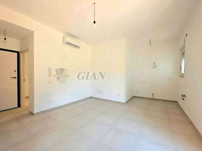 Appartamento bilocale in vendita in Via Ugo Bassi, Ovest Campi Alti, Follonica