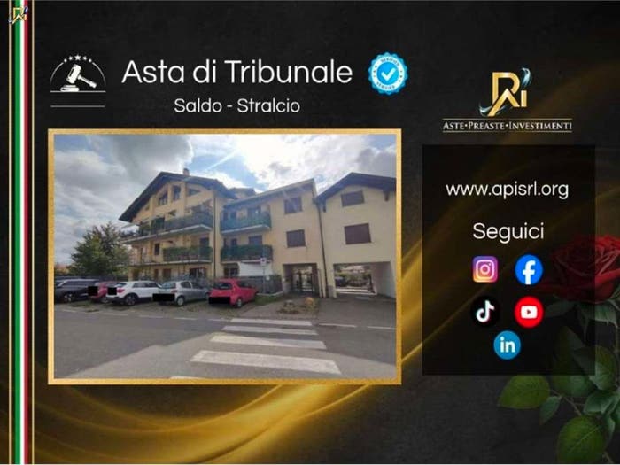 Appartamento quadrilocale in vendita in Via Damiano Chiesa, Centro, Marnate
