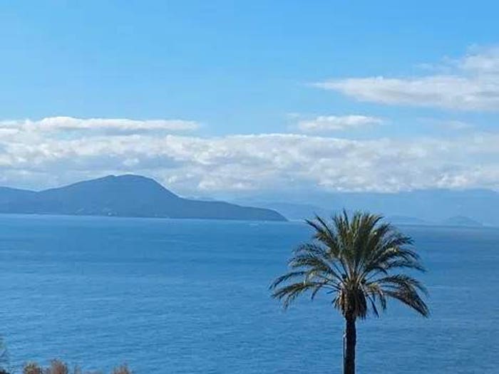 Appartamento quadrilocale in vendita in Via Stefano L'Hermite No Number, Centro, Piombino