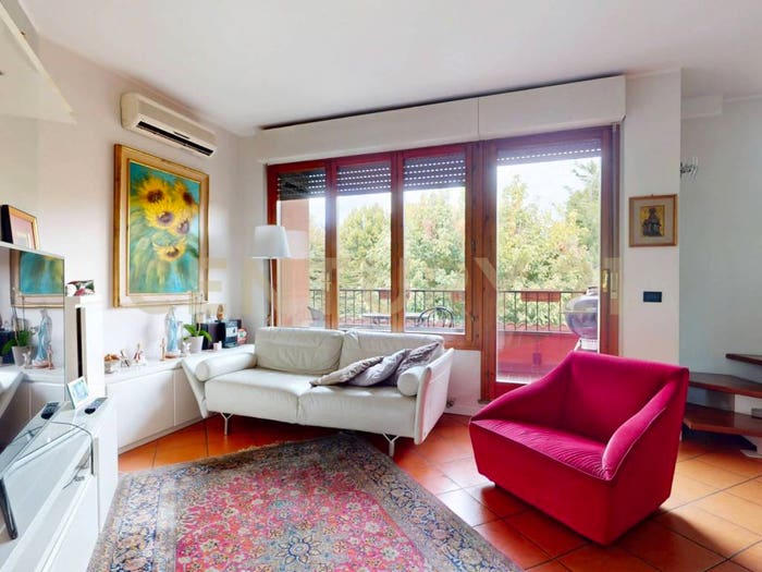 Appartamento trilocale in vendita in Via Tevere, Centro, Lainate