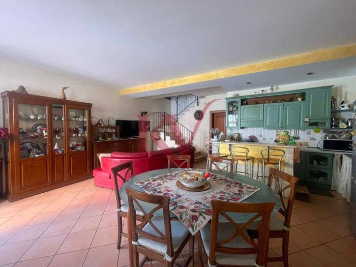 Casa con 6 locali in vendita in VICO I SAN BARTOLOMEO, Rodì, Rodì Milici