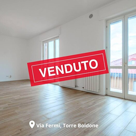 Appartamento trilocale in vendita in Via Fermi, Torre Boldone
