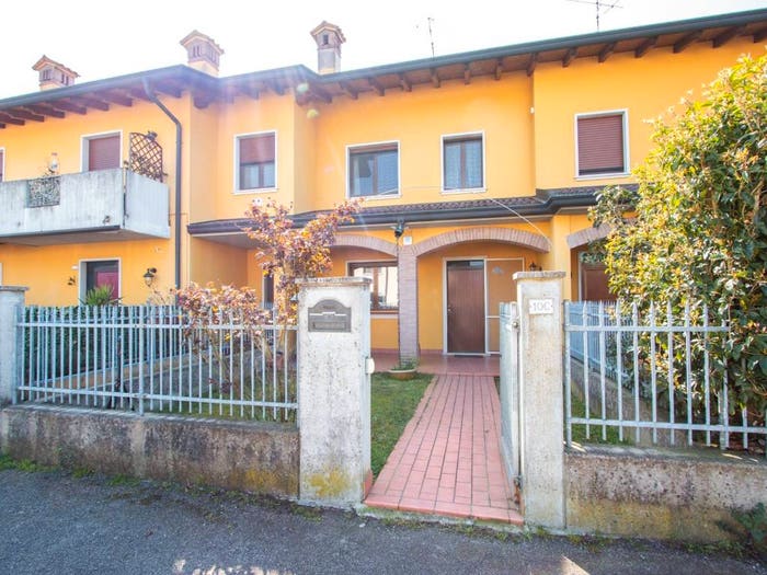Casa con 6 locali in vendita in Via Eugenio Montale, San Zeno, Mozzecane
