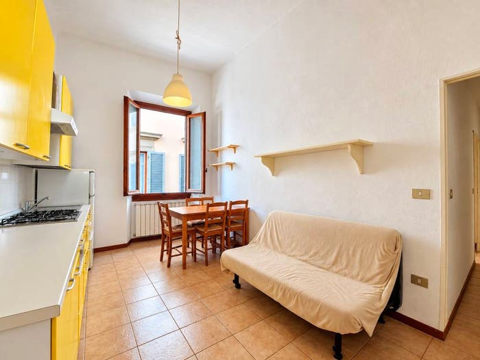 Appartamento trilocale in vendita in Borgo La Croce, Sant'Ambrogio, Firenze