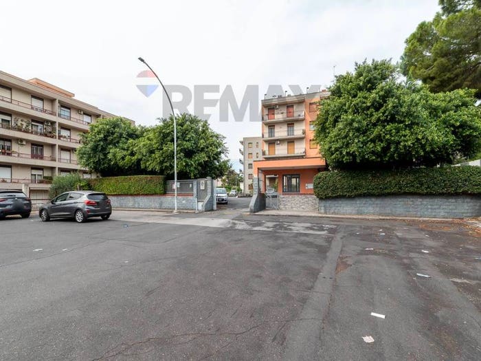 Appartamento con 5 locali in vendita in Via Antonello Freri, Barriera Leucatia, Catania