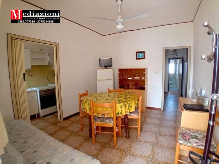 Appartamento quadrilocale in vendita in Via degli Ulivi, Marina Di Lesina, Lesina