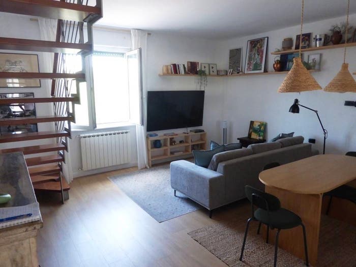 Casa quadrilocale in vendita in Via Montebello, Goito Montebello, Livorno