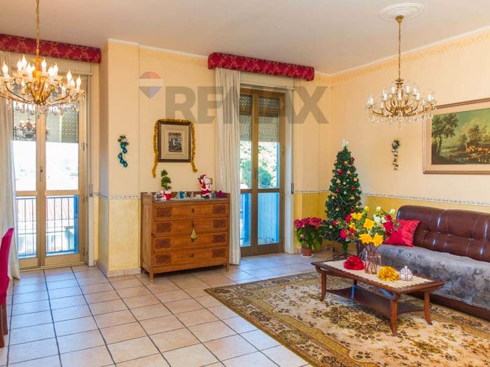 Appartamento con 5 locali in vendita in Via Giuseppe Pitre', Monte Po, Catania