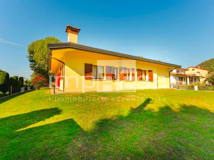 Casa con 6 locali in vendita in PIEVE DI SOLIGO, Centro, Pieve di Soligo
