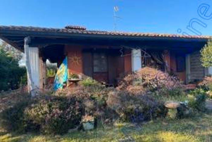 Casa con 6 locali in vendita in Via Cesare Battisti, Visco