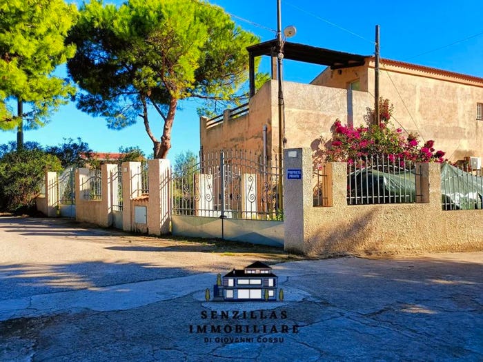 Appartamento quadrilocale in vendita in Via Valle D'Aosta A, Lu Bagnu, Castelsardo