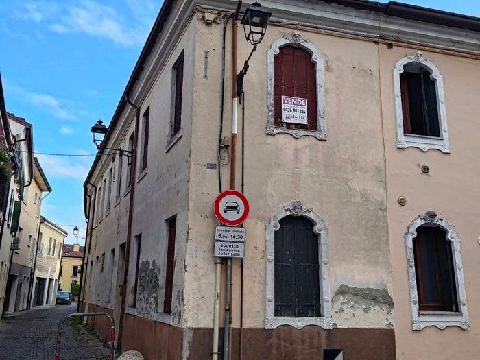 Casa con 6 locali in vendita in ADRIA Corso Mazzini, Centro, Adria