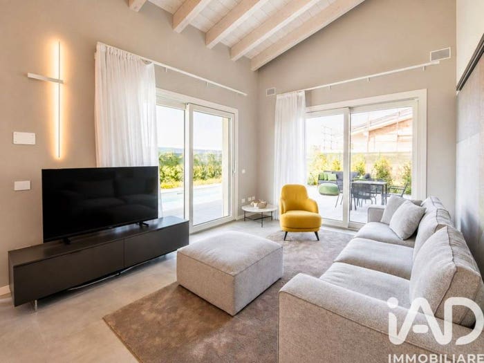 Casa quadrilocale in vendita in Via Papa Giovanni II, Lonato, Lonato del Garda