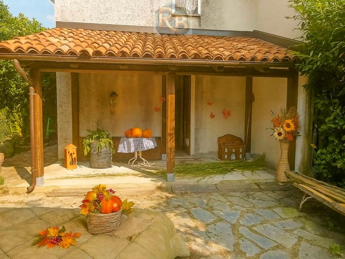Appartamento trilocale in vendita in Via Colombaro, Centro, Albugnano