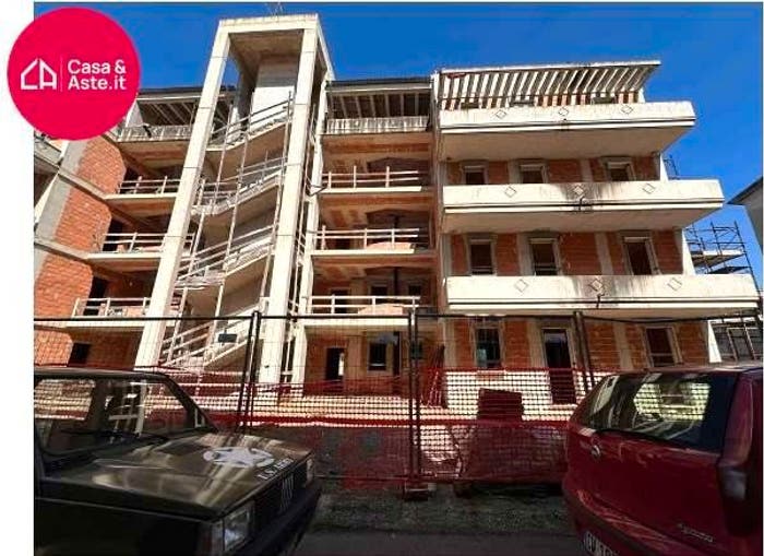 Casa con 6 locali in vendita in Via Curtatone snc, Centro, Montegranaro