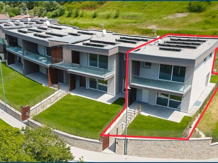 Casa quadrilocale in vendita in Marone
