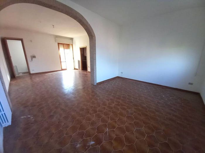 Appartamento con 6 locali in vendita in Via Giuseppe Saragat, Ponsacco