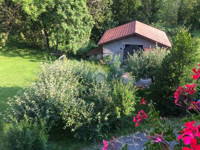 Casa bilocale in vendita in Via Porro, Centro, Edolo