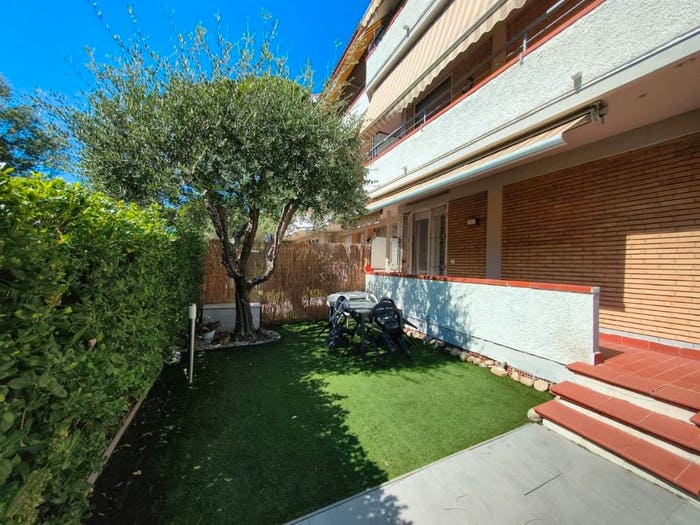 Appartamento quadrilocale in vendita in Via Magliano, Marina di Massa Centro, Massa