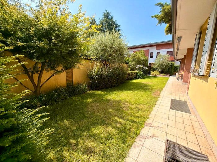 Appartamento quadrilocale in vendita in Via dei Tigli, Gorgonzola