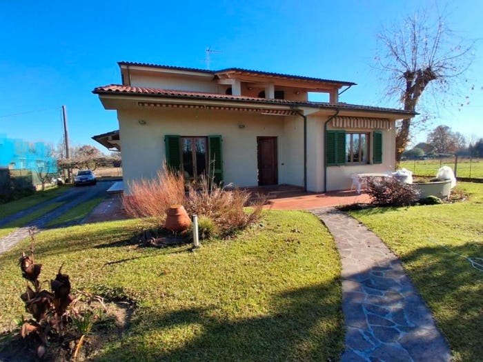 Casa con 6 locali in vendita in Lammari Lunata, Capannori
