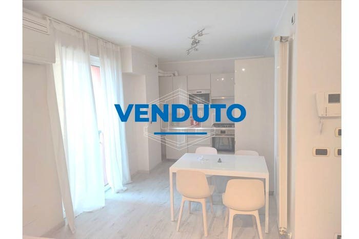 Appartamento bilocale in vendita in Via Luigi Cibrario, Sestri Ponente, Genova