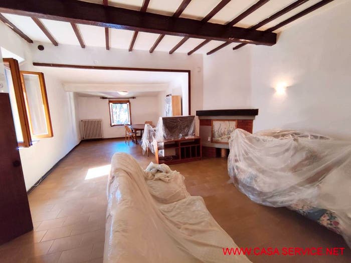 Appartamento quadrilocale in vendita in Via Cennano, Città, Montevarchi
